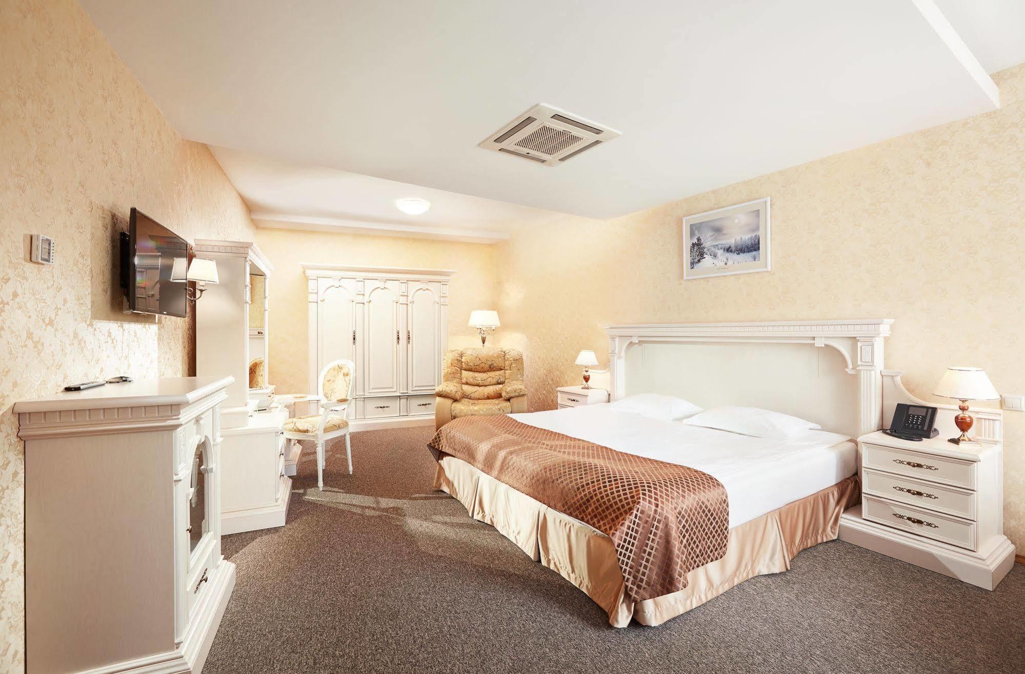 Victoria Hotel Na Zamkovoy Minsk Luaran gambar